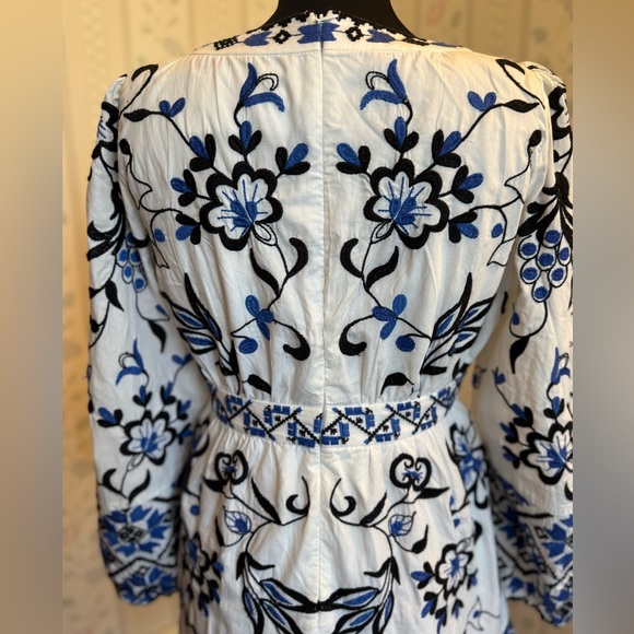 Anthropologie embroidered v-neck dress - Picture 5 of 9